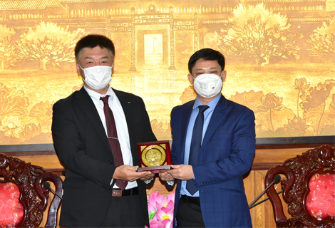 Phó Chủ tịch UBND tỉnh Nguyễn Thanh Bình tiếp Đoàn công tác của Tập đoàn Takatsu Engineering